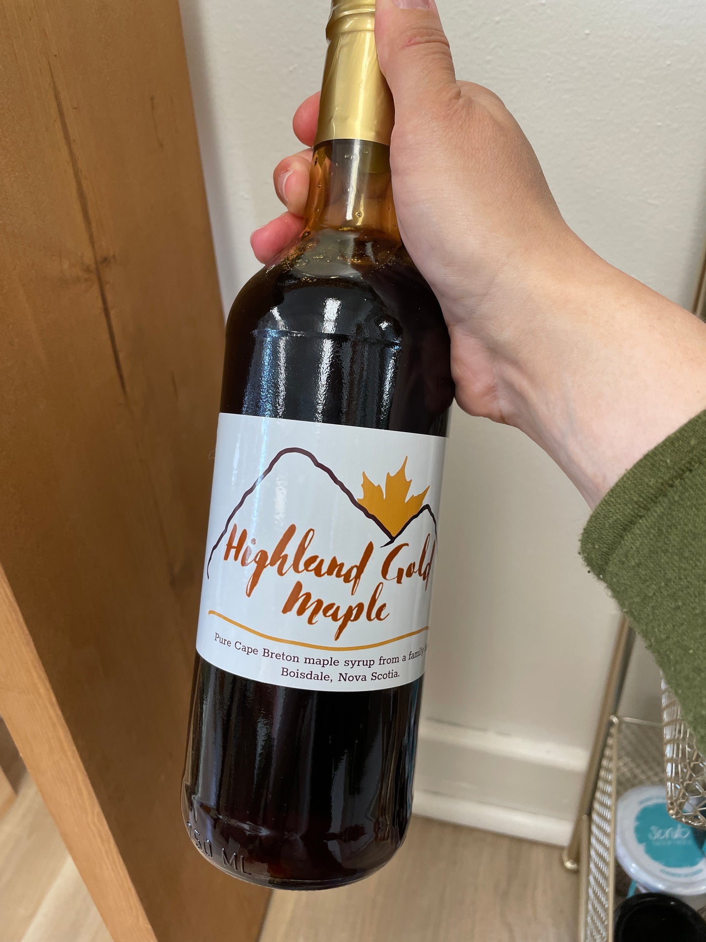 Highland Gold Maple Syrup - 750 ml AKA "Canadian Size"