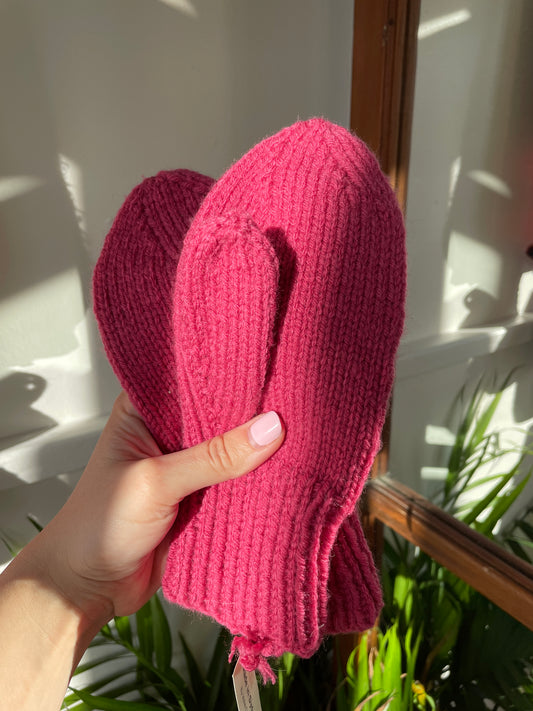 Mauve Pink Hand Knit in Cape Breton ✨ - Womens Adult / Teen Mitts