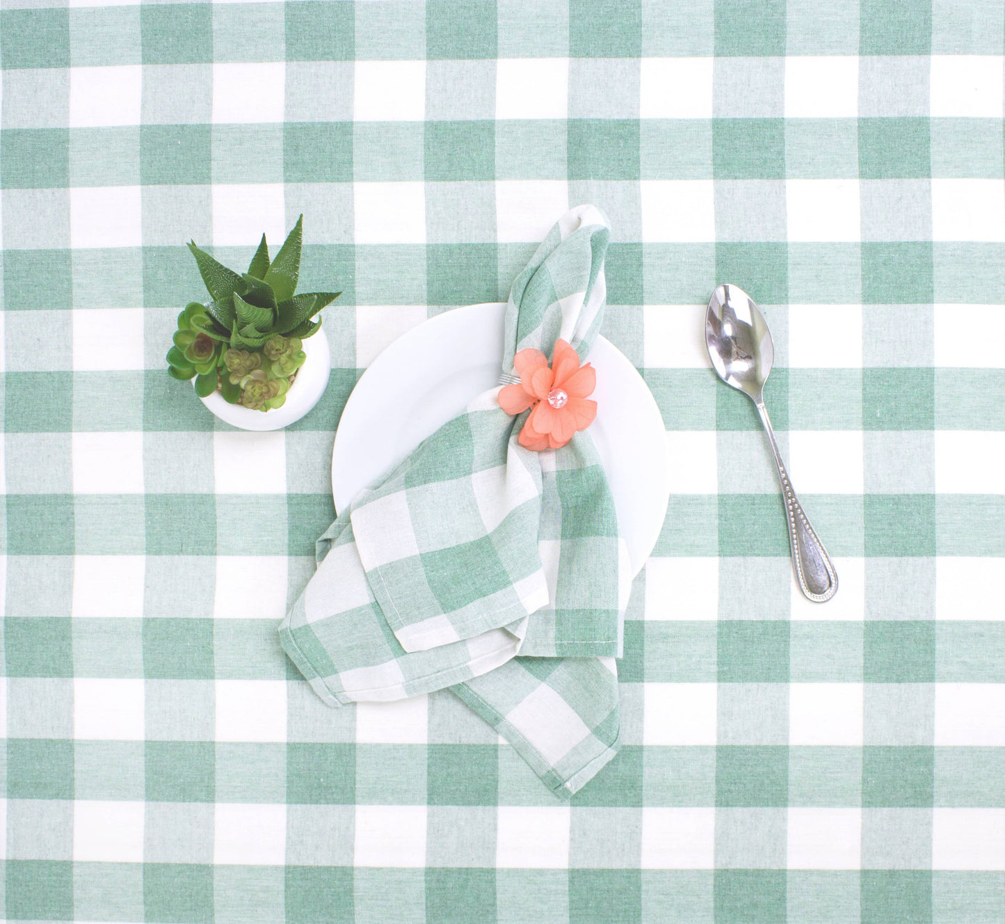 Green-White Buffalo Gingham Pattern 56" Picnic Blanket Tablecloth